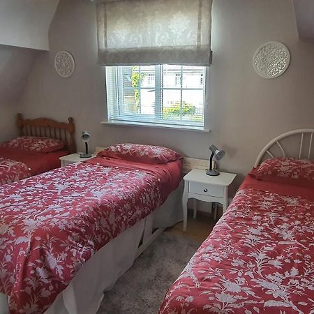 124 ,Castlelawn Heights, Headford Road Galway Homestay Екстериор снимка